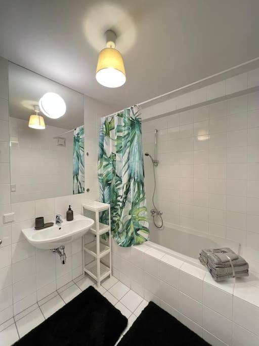 3-Room Vienna Centrale Suite ภายนอก รูปภาพ